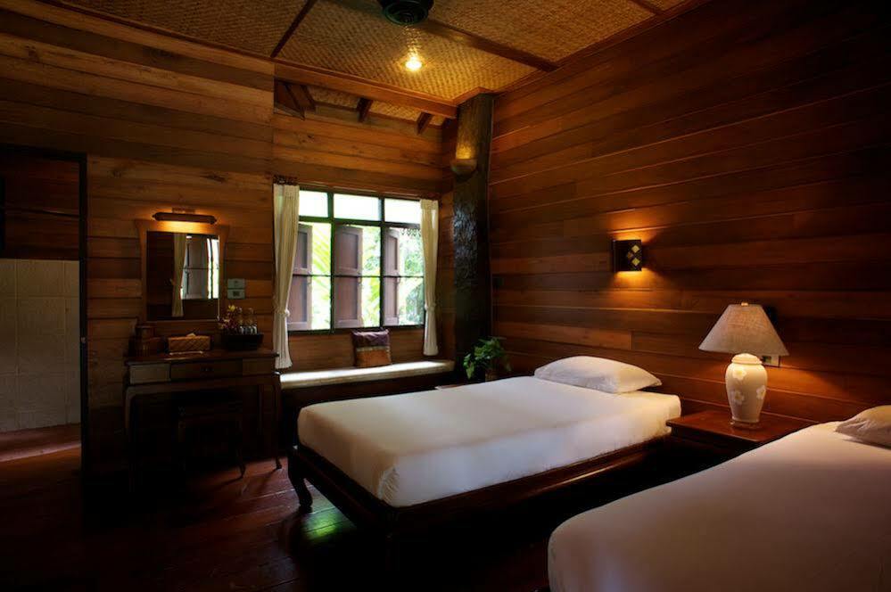 Khum Lanna Hotel Phrao ภายนอก รูปภาพ
