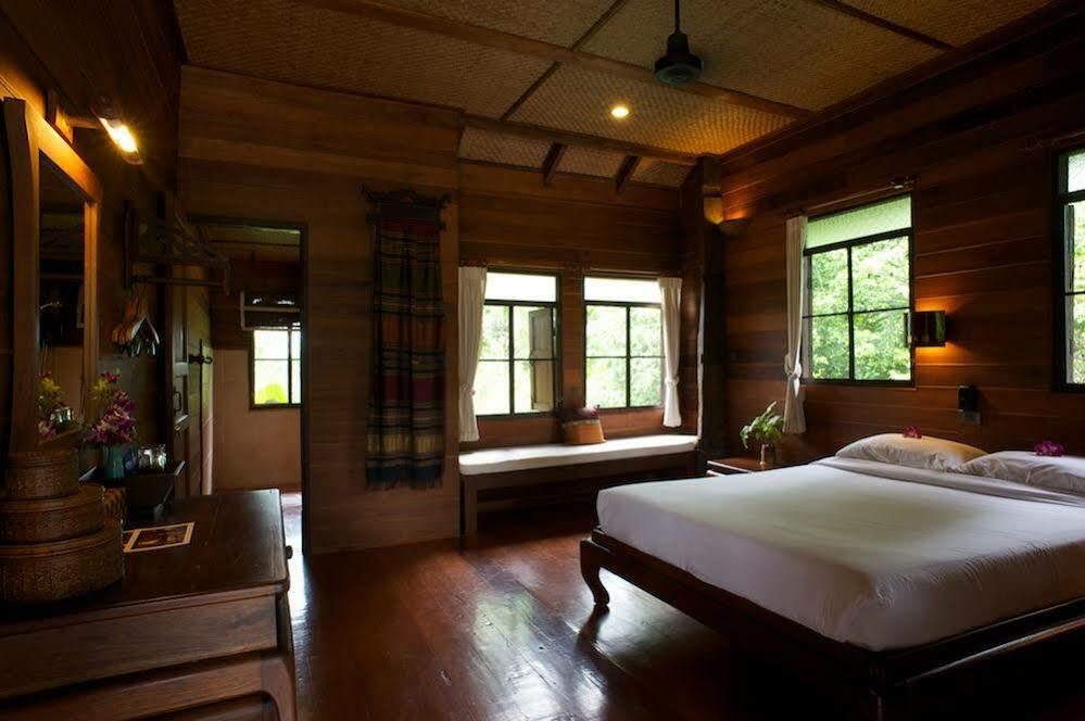 Khum Lanna Hotel Phrao ภายนอก รูปภาพ